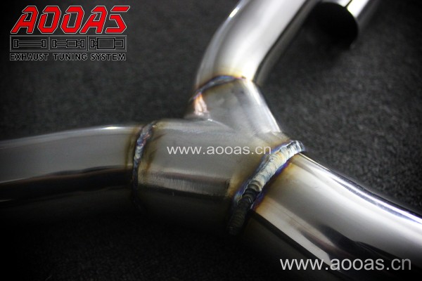 Subaru 11 generations Subaru STI In the tail section Bilateral four Variable valve product picture